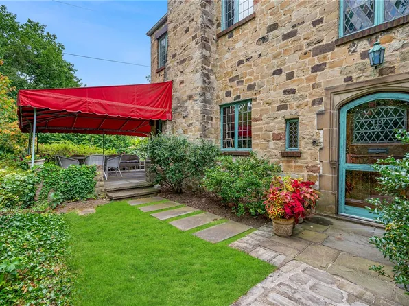 6850 Reynolds St, Pittsburgh, PA 15208