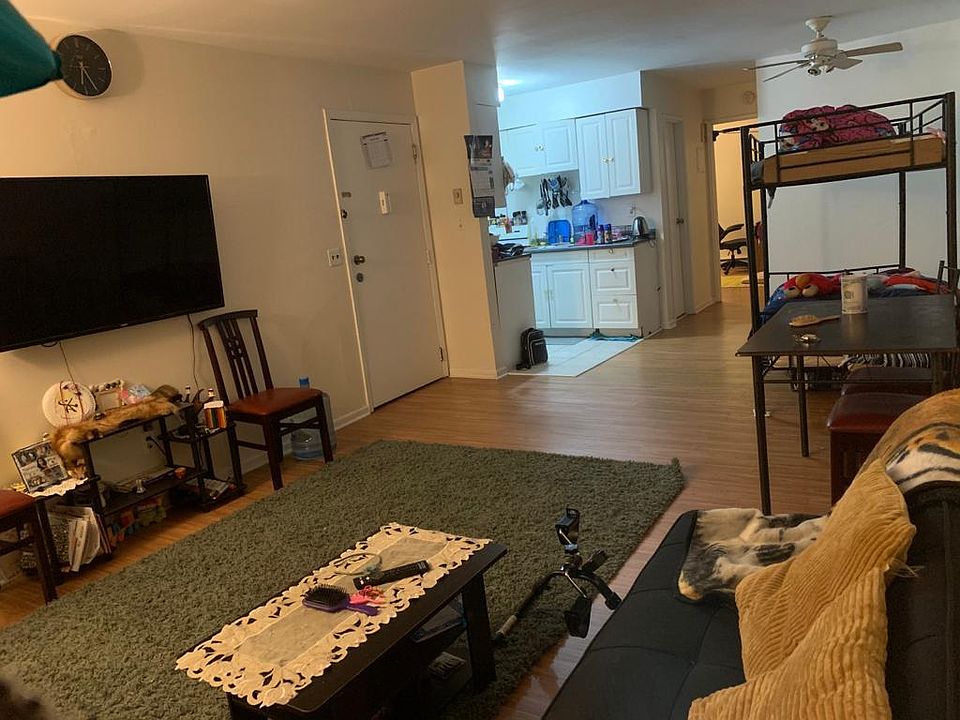 2nd image of 412 68th St APT 15