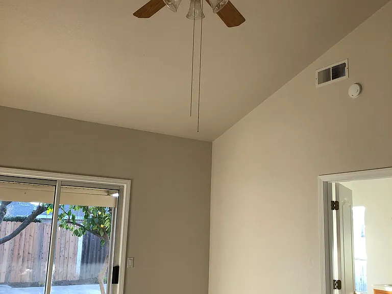 1600 Messina Dr — Photo 8
