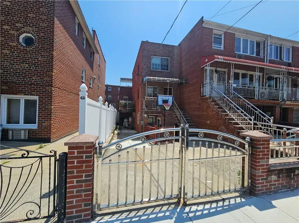 189 Bay 46th St, Brooklyn, NY 11214