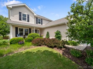 246 Ream Dr, Elburn, IL 60119