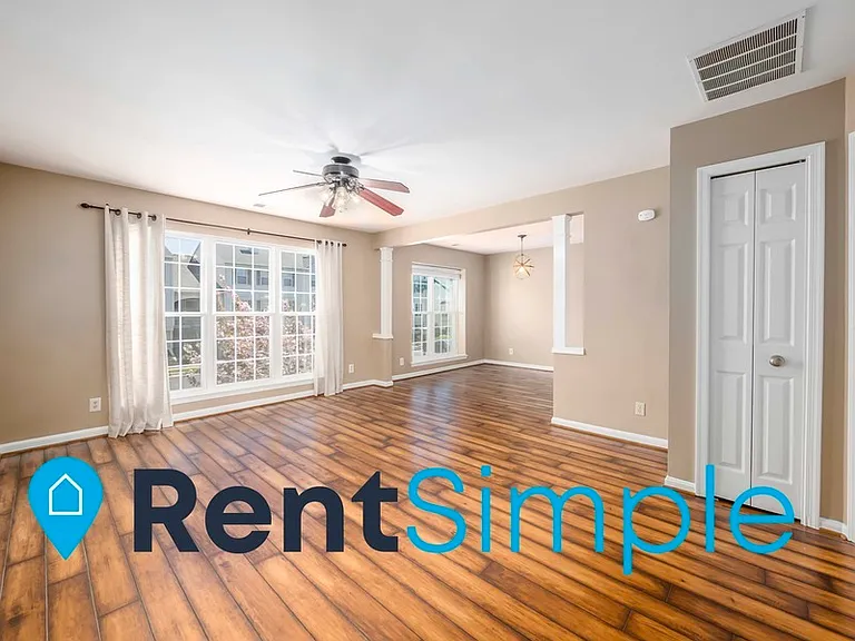 11192 Rienzi Pl #201 — Photo 3