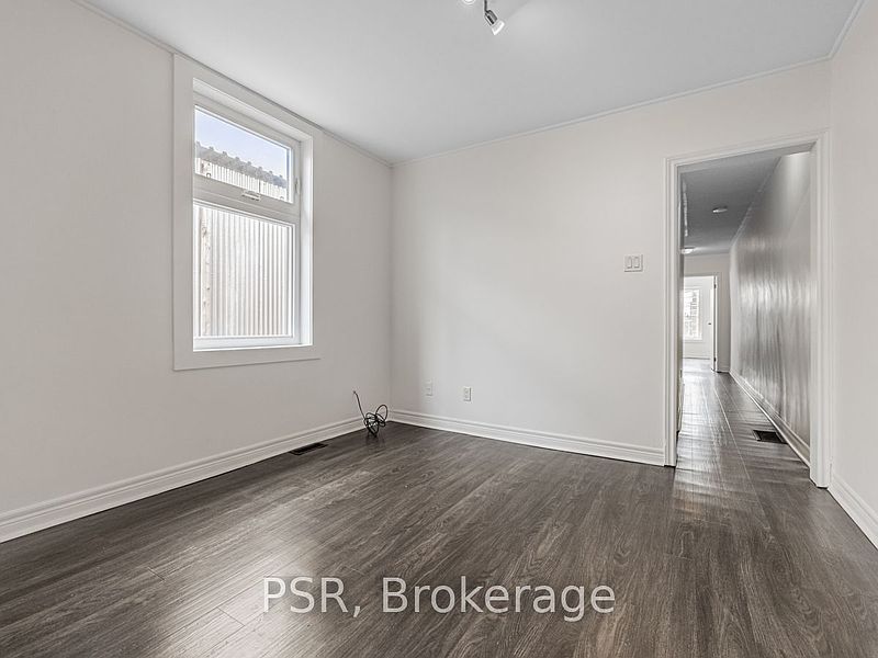 Toronto Townhouse for rent - 2 Bedrooms — photo 8