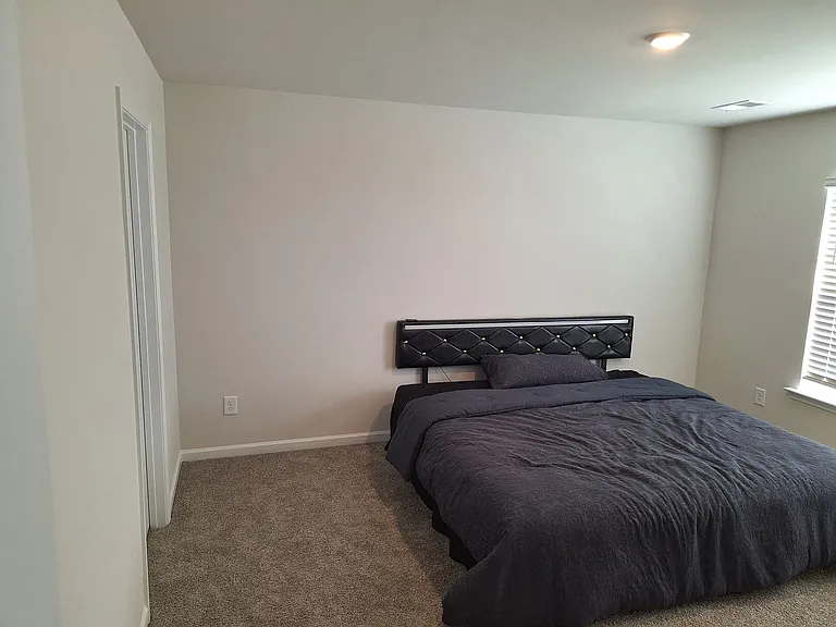 725 Gatestone Ln — Photo 16