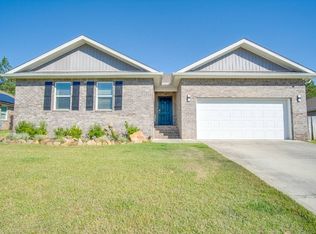 4668 Red Oak Dr, Milton, FL 32583