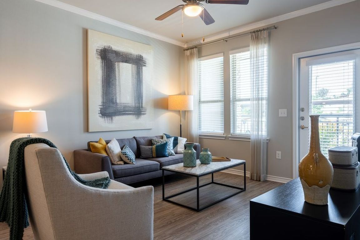 Living room with hard surface flooring