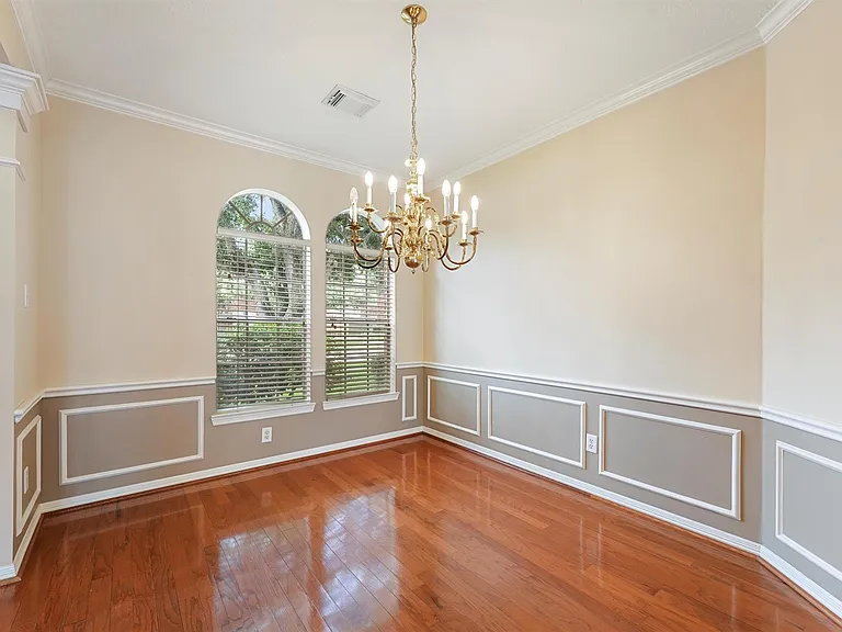22910 Fairleaf Cir — Photo 3