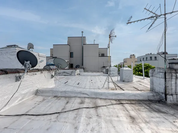 1517 Jefferson Avenue image 16 of 16