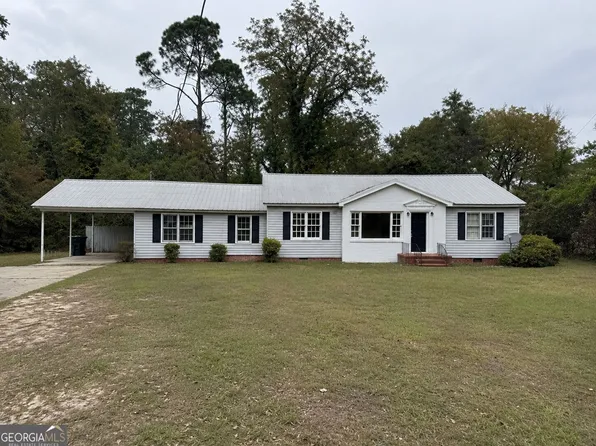 626 Sycamore St, Swainsboro, GA 30401