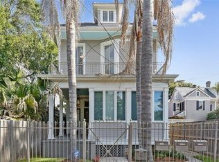 4223 Carondelet St #A, New Orleans, LA 70115