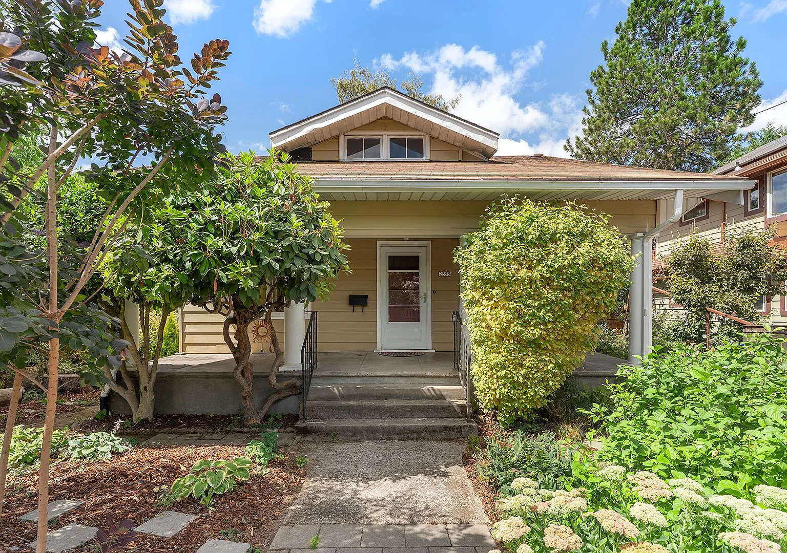 Nice Catch! 2 Bd 1.5 Ba 1600 Sf- Historic Richmond Neighborhood — Photo 1