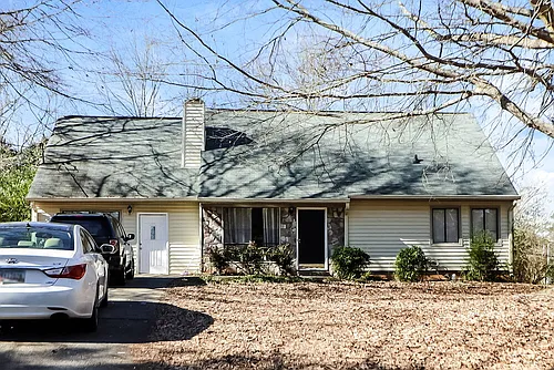 466 Ashton Cir Photo 1