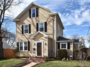 270 Lighthouse Rd, New Haven, CT 06512