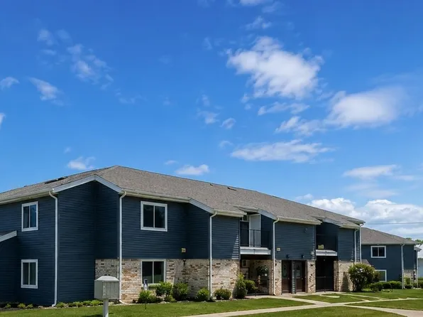 1403 Whispering Pines Way, Fitchburg, WI 53713