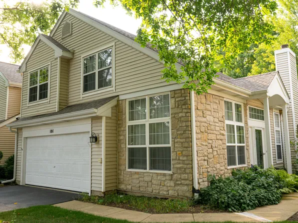 101 Parkview Dr, Wauconda, IL 60084