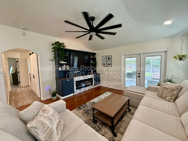 349 Melissa Ray Dr — Photo 12
