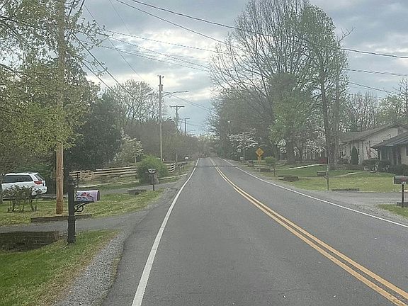 4th image of 548 Brewer Dr