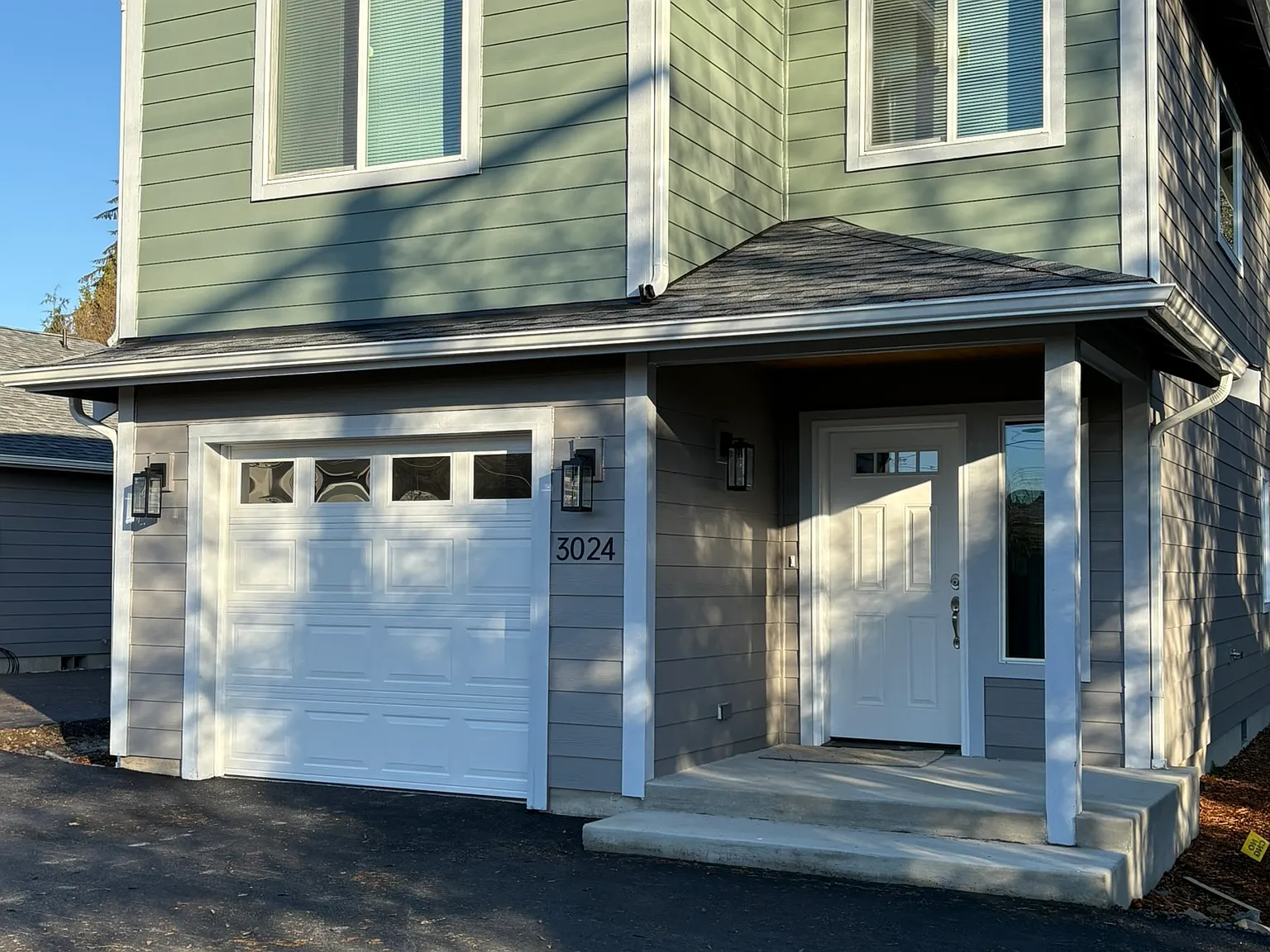 3 bed, 2.5 bath, 1200 sqft, $2,600 — Photo 2