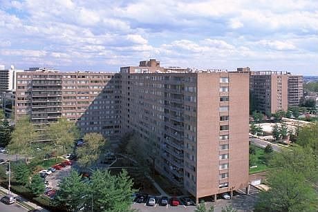 1st image of 2000 S Eads St APT 18