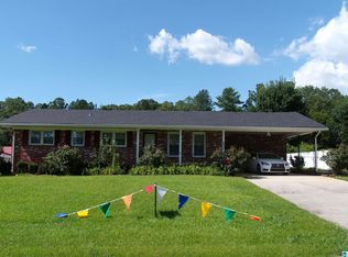 625 Brentwood Dr, Anniston, AL 36206
