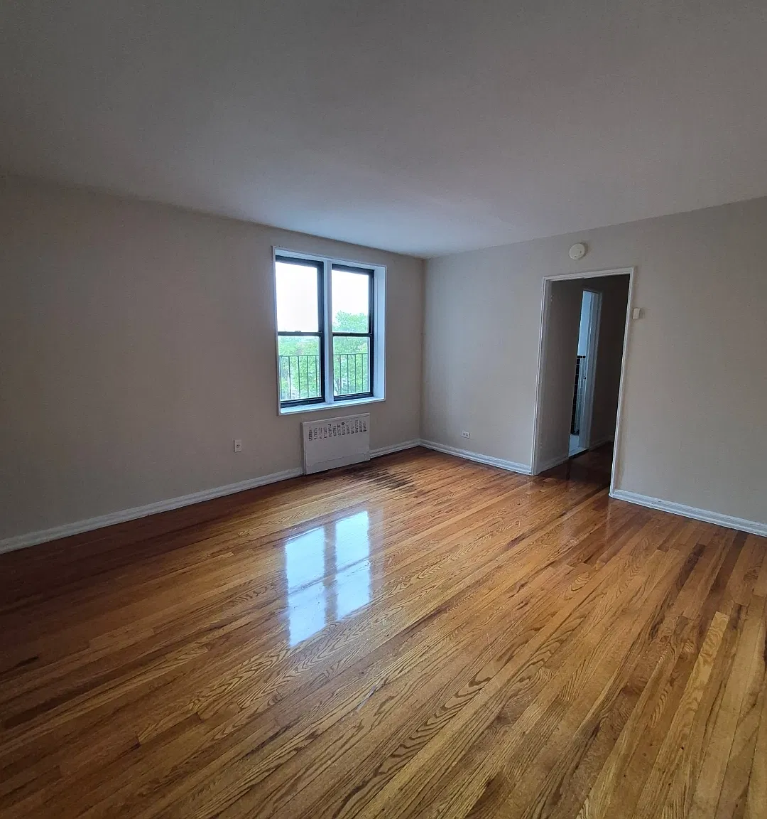 Studio, 650 sqft, $1,800 — Photo 1