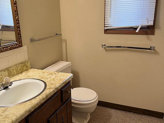5th image of 1012 E 27th Ave APT A