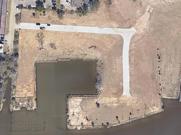 4427 Anthony Court Ln, Seabrook, TX 77586