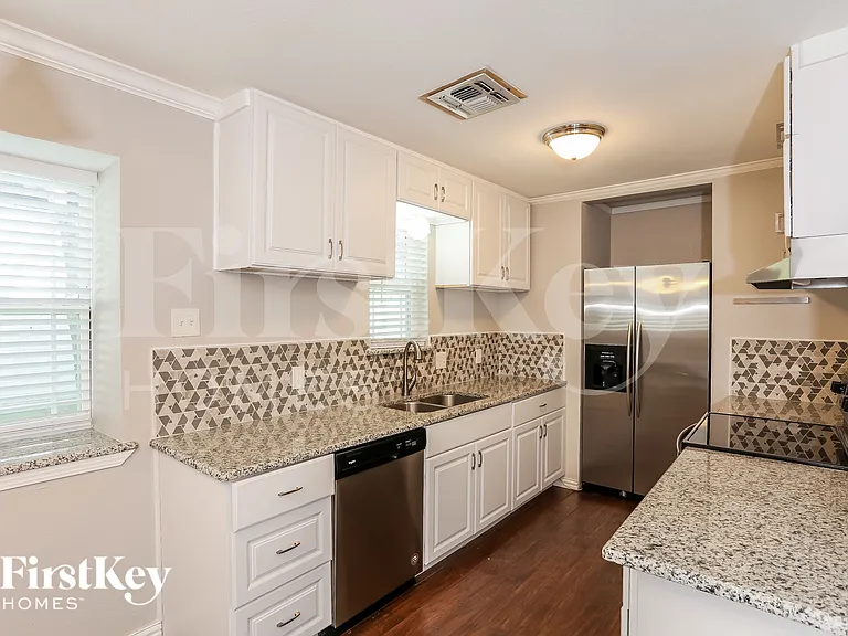 3804 Driskell Blvd — Photo 6