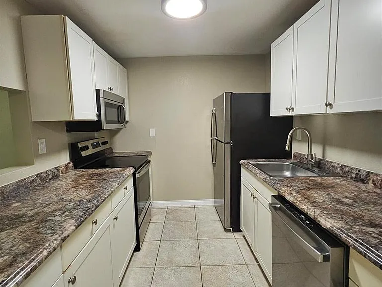 1700 N Congress Ave #104 — Photo 3