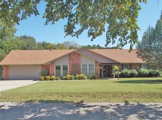 611 S 2nd St, Tecumseh, OK 74873