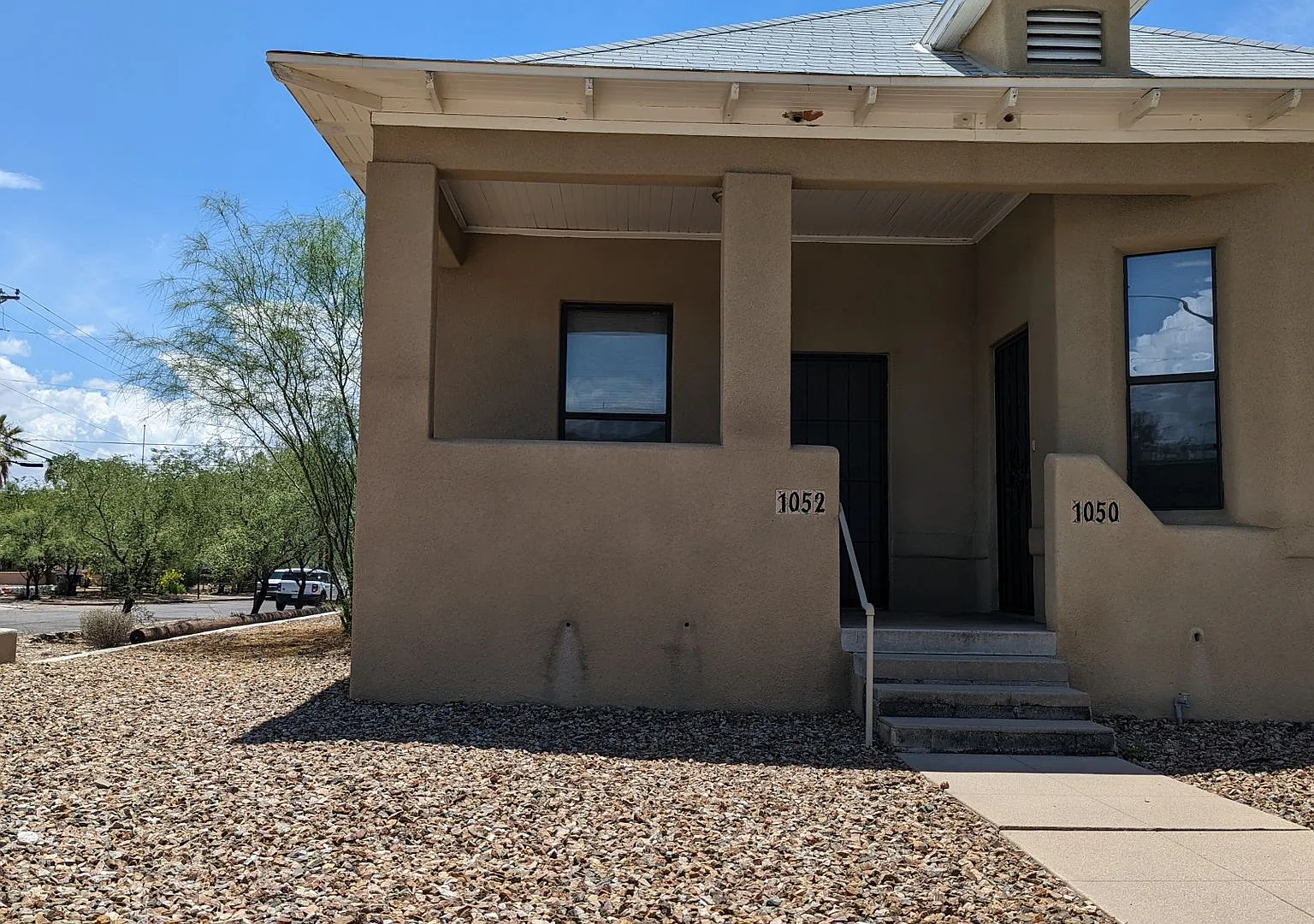 Duplex Unit for Rent — Photo 1