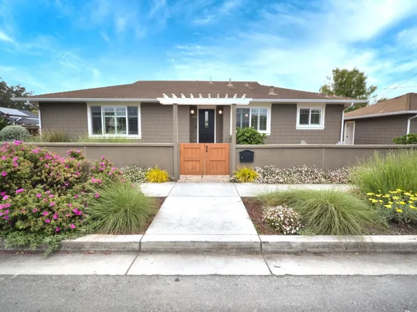 740 Miramontes St, Half Moon Bay, CA 94019