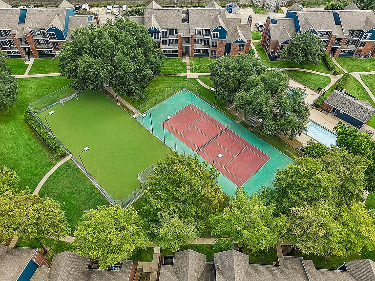 Eastgrove Apartments