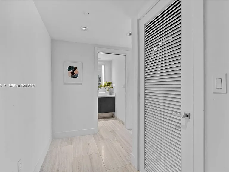 1451 Brickell Ave #1004 — Photo 17