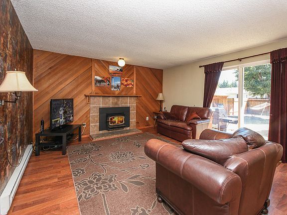 5th image of 4124 125th St NE