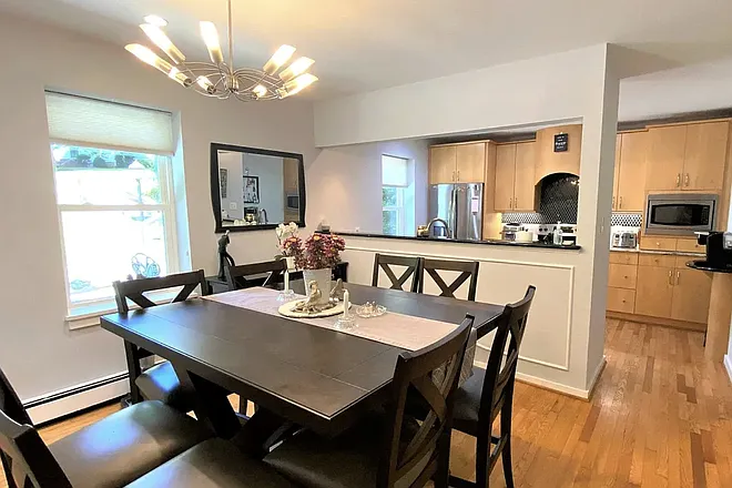 675 Powell St #4 — Photo 9