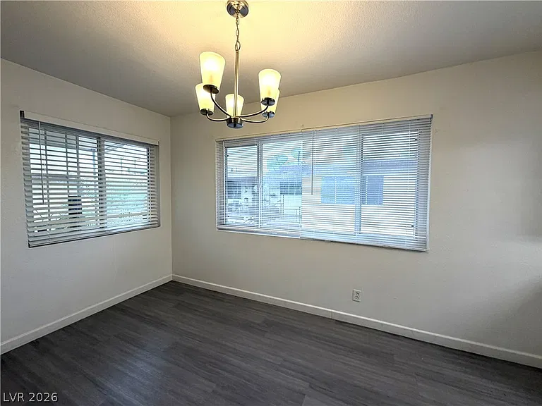 1908 Rexford Dr #5 — Photo 5