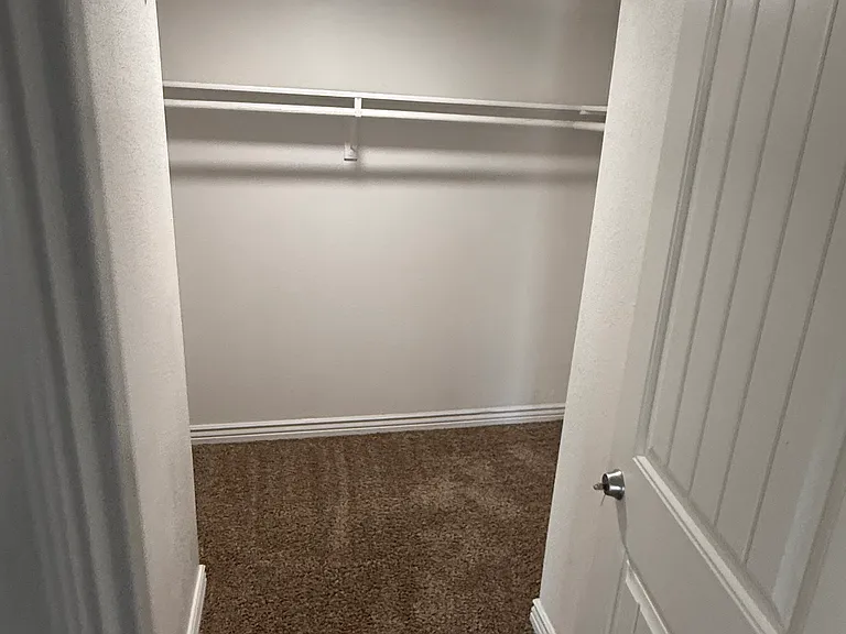 5304 W Beck Ln — Photo 23