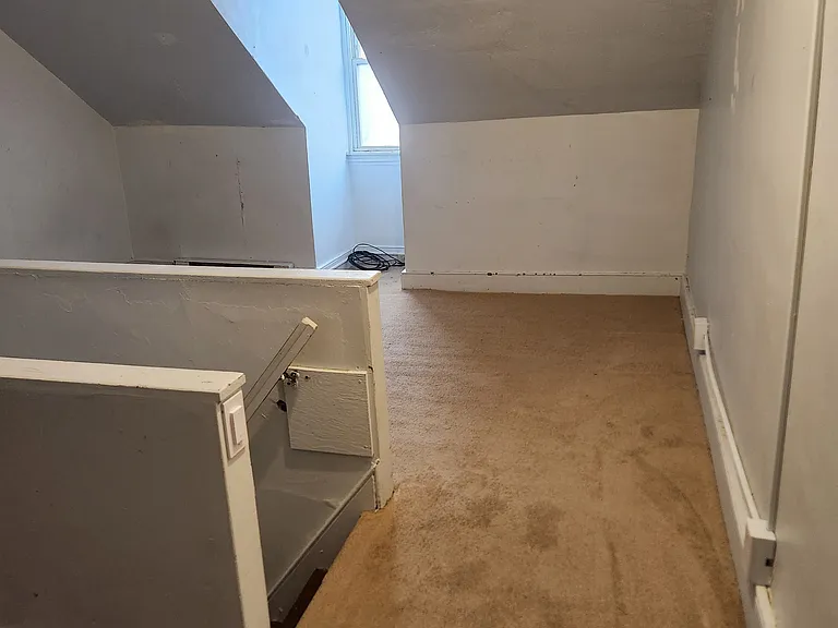 229 Mill St — Photo 49