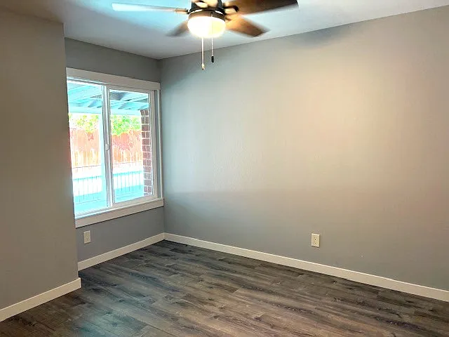 13502 Los Olivos Ave — Photo 17