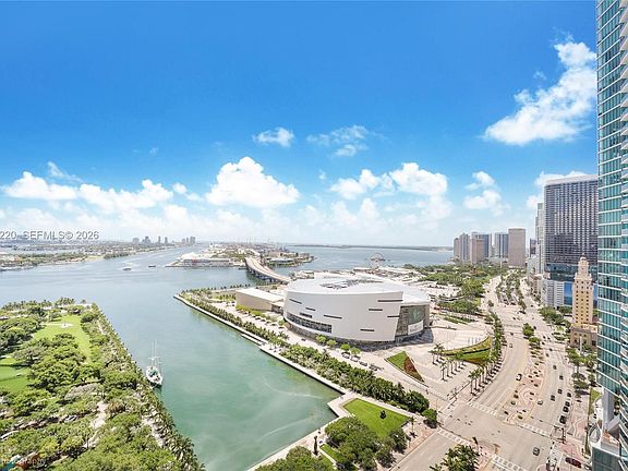 4th image of 900 Biscayne Blvd APT 3007