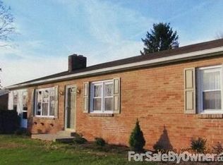 41 William St, Halifax, PA 17032