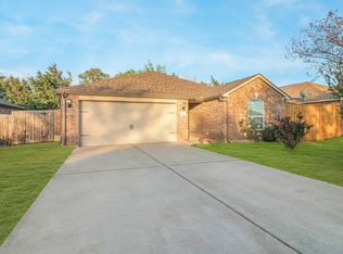1208 Bluff View Dr, Hutchins, TX 75141