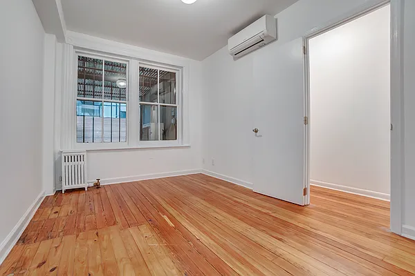 Rented by Compass | media 6
