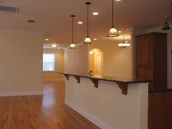 Kitchen Breakfast Bar