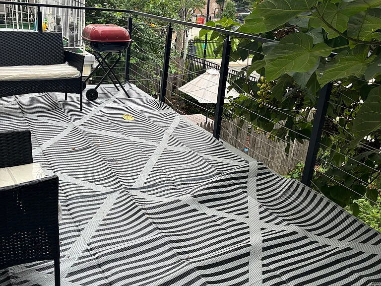 409 Halsey St #1 — Photo 13