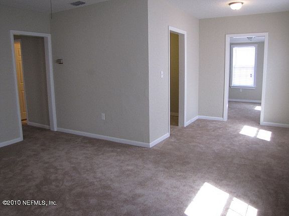 2nd image of 6031 Lynnwood Ave