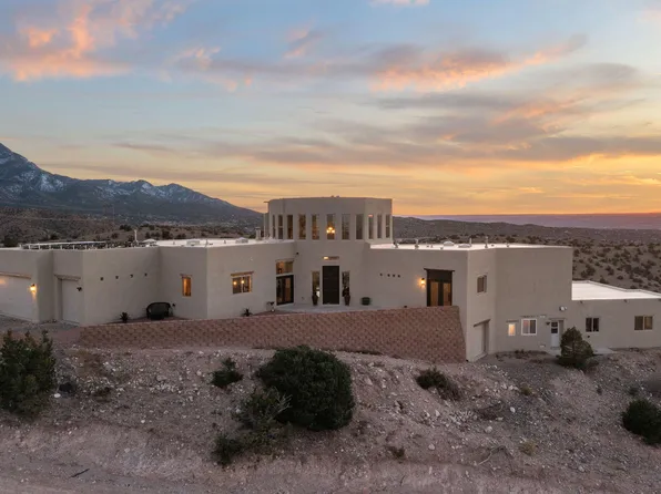 90 Camino Halcon, Placitas, NM 87043