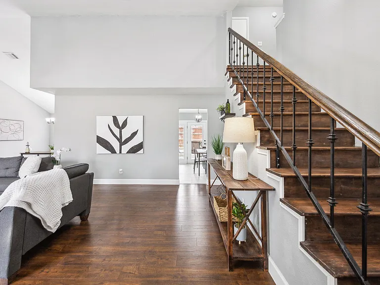 1601 Chittam Dr — Photo 8