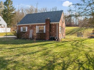 2900 Sebolt Rd, South Park, PA 15129